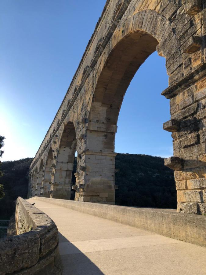 Studio Havre De Paix Au Pont Du Gard Piscine Et Jacuzzi Chez Valerie Payre Vers Pont du Gard Zewnętrze zdjęcie