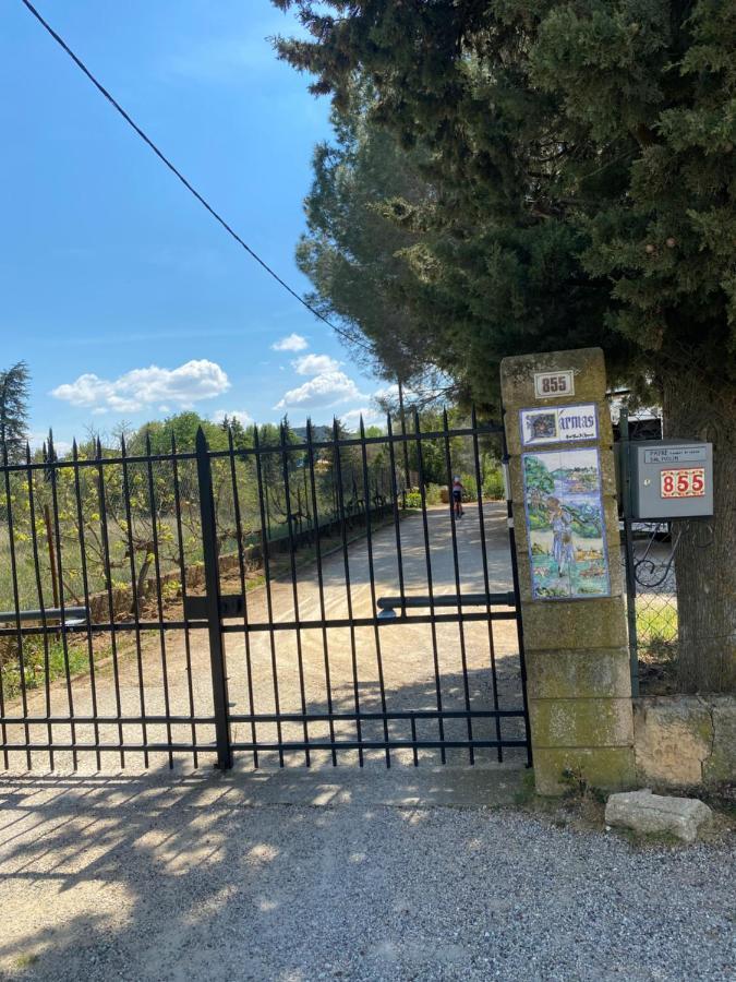 Studio Havre De Paix Au Pont Du Gard Piscine Et Jacuzzi Chez Valerie Payre Vers Pont du Gard Zewnętrze zdjęcie
