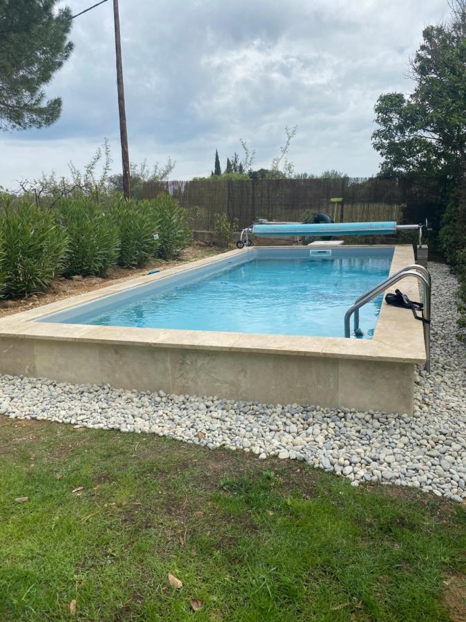 Studio Havre De Paix Au Pont Du Gard Piscine Et Jacuzzi Chez Valerie Payre Vers Pont du Gard Zewnętrze zdjęcie