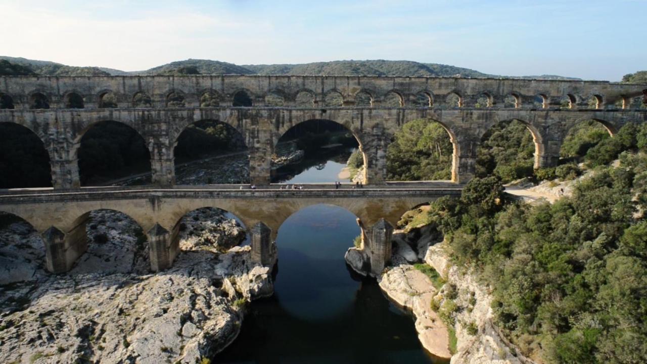Studio Havre De Paix Au Pont Du Gard Piscine Et Jacuzzi Chez Valerie Payre Vers Pont du Gard Zewnętrze zdjęcie